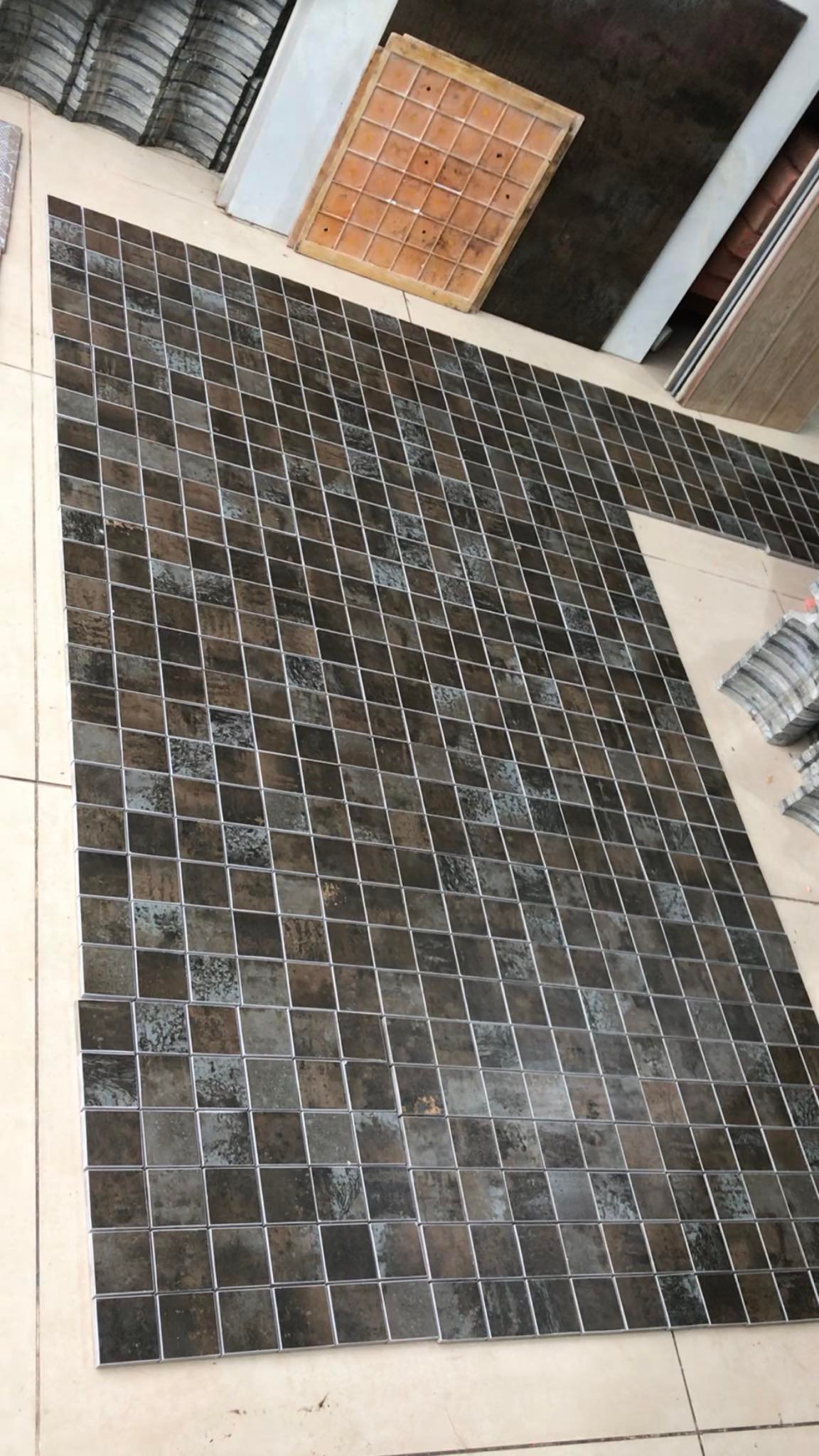 Gạch Mosaic Gỉ Sét 30x30 – Lựa Chọn Hoàn Hảo Cho Trang Trí Nội & Ngoại Thất